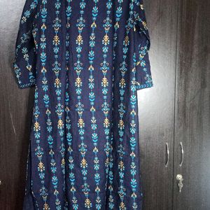 Women Blue Printed Cotton Kurti