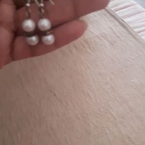 Pearl dangling Earrings