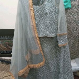 Wedding Heavy Lehnga With Shrugh