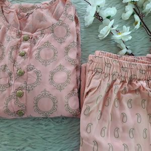 Light Pink Kurta Sets (  Women's )