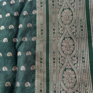 Banarasi Silk Saree In Bottle Green