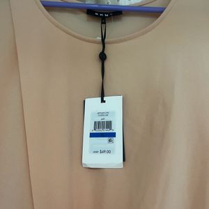 Branded DKNY TOP