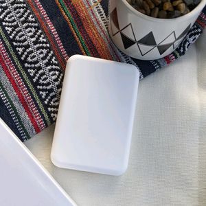 Wireless Power Bank