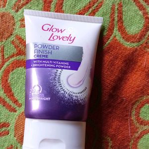 Glow And Lovely Powder Finish Cream