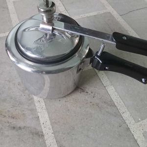 2ltr Pressure Cooker