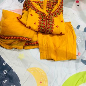 Embroidered Chanderi Suit