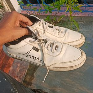 Sports Shoes Used