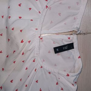 Cute White Top With Red Hearts