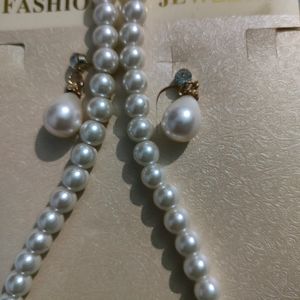 Pearl Necklace With Earrings