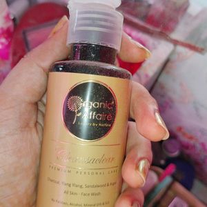 Organic Affair Facewash