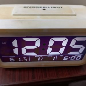 Antique Digital Clock (Needs Service