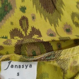 Janasya Kurti Pant In Excellent Condition