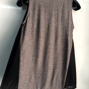 Grey Sleeveless Casual Top