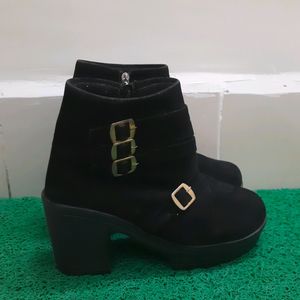 Black Boots🖤👢for Women's