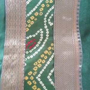 Bandhej Saree With Blouse Piece