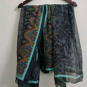 Printed Kameez With Churidar Pant Chiffon Dupatta