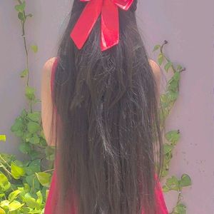 A Red Bow Clip Hair