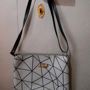 BRAND NEW sling Bag