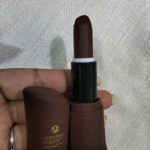 Matte Lipstick (Maroon)