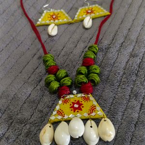 Yellow Necklace Set