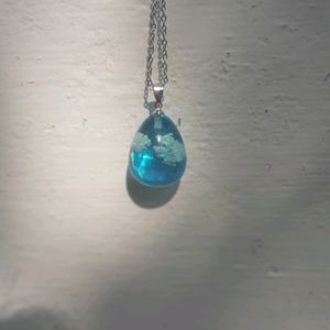 Oval Cloud Necklace