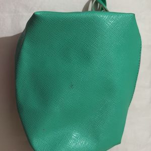 Nykaa Green Pouch