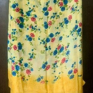 Beautiful Floral Print Saree At Rs 260 Only