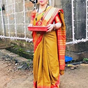 Yellow Saree With Blouse