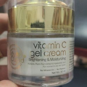 Brighting And Moisturizing Vit C Gel Cream