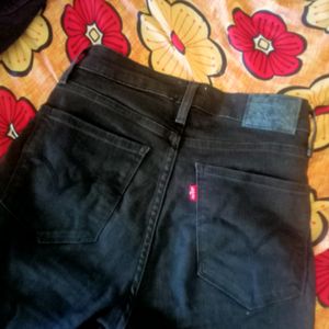 Levi's Knee Cut Skinny Jeans