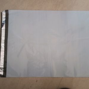 5 Shipping Labels And  Bag