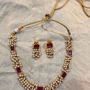 Necklace Set