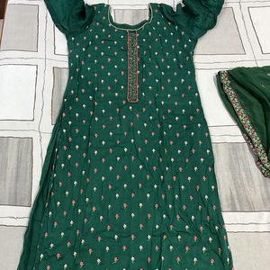 Green Kurta With Dupatta