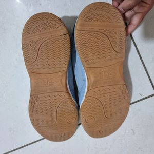 Decathlon Non Marking Gum Sole Shoes