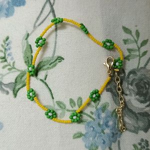 Floral Beaded Bracelet