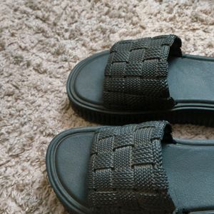 Trendy Black Slippers/ Flip Flops