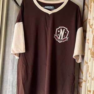 brown oversized tee with back print