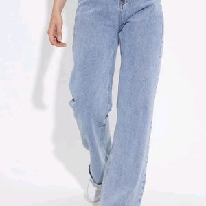 A High Waist Straight Fit Jeans