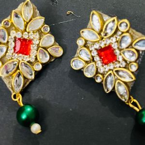 Fancy Party Wear Hand Made Kunden Earrings