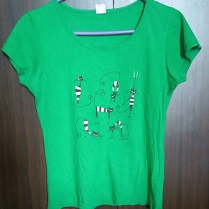 Cute Green Printed T- Shirt