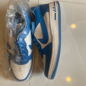 AF1s University Blue