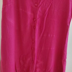 It Is Sleeves Pink Top With Buttons