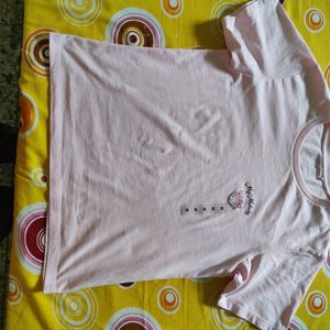 New Ladies Tshirt, Uniqlo Brand, Msize