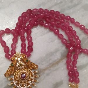 Pink Monalisa Beads With Pendant