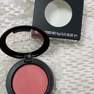 MAC Blush peachykeen Shade