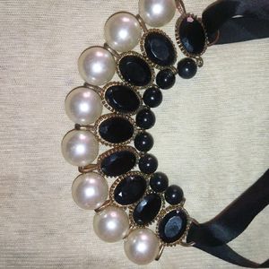 White Pearls Necklace