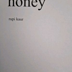 MILK AND HONEY by RUPI KAUR