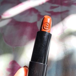 Essence Nudish Rust Brown Lipstick