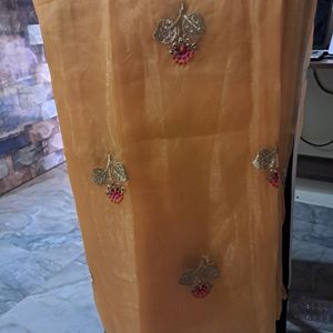 Completely New Saree With Unstitched Blouse Piece