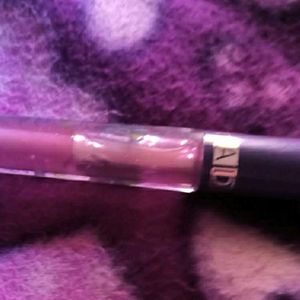 Ads Blueberry Lip Comfort Oil